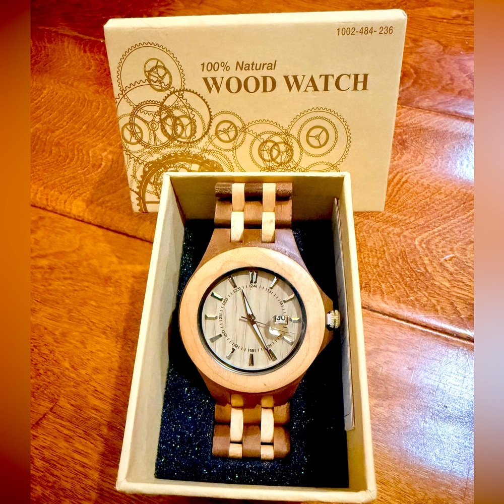 Bellman’s 100% Natural Wood Watch. Never worn.